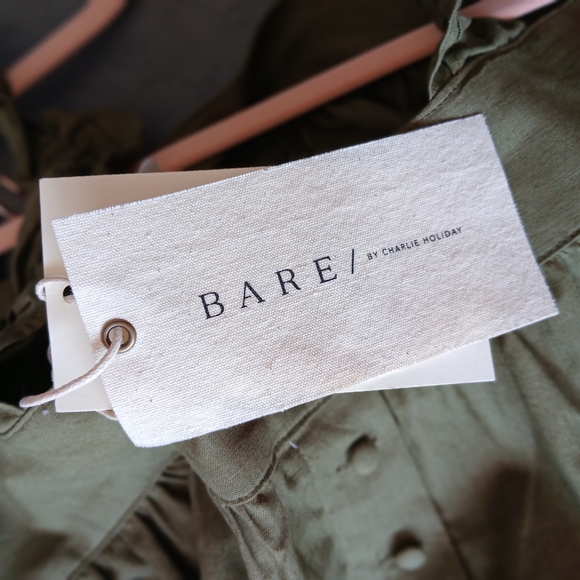 NWT Bare Button Back Baby Doll Olive Top - Picture 5 of 7